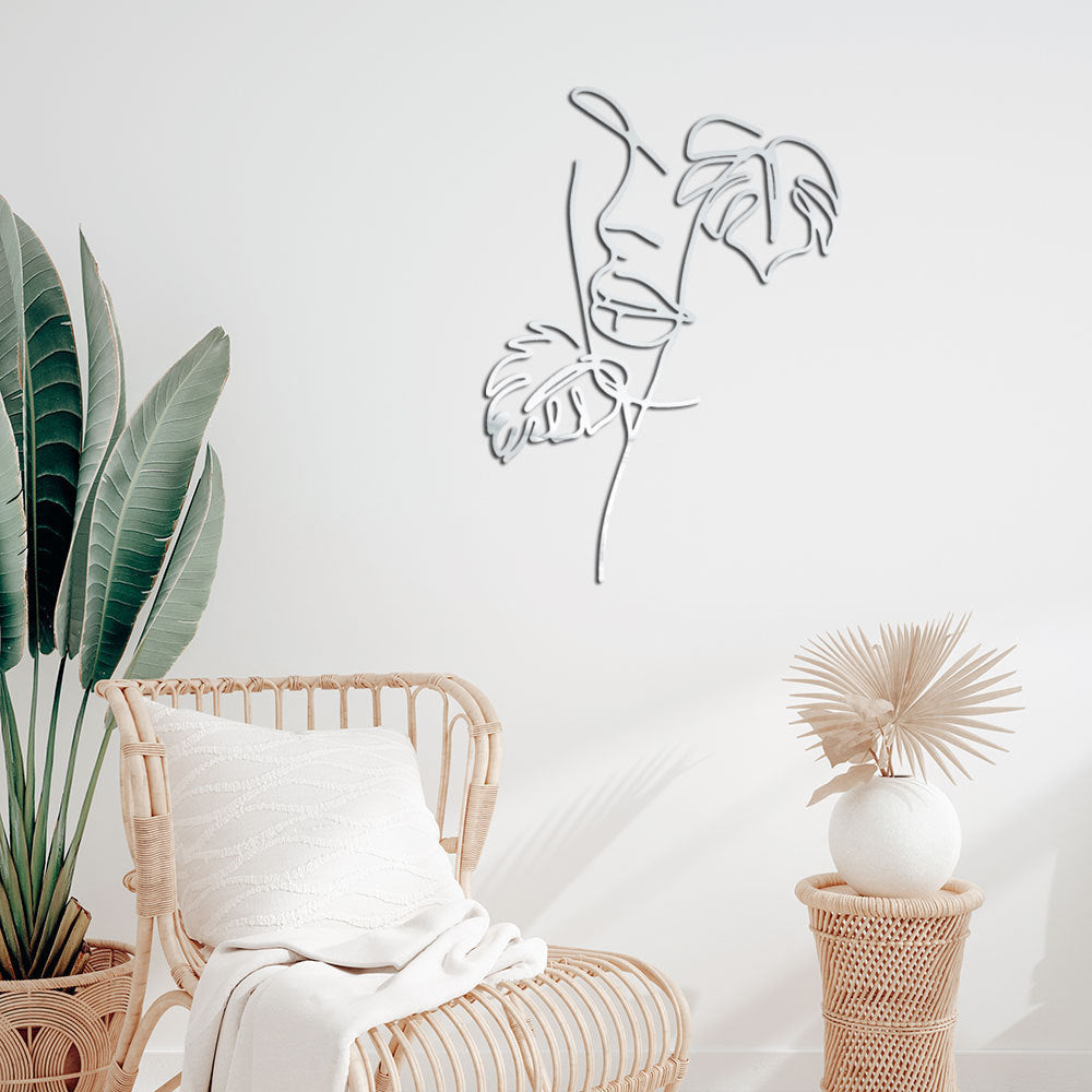 Décoration murale minimaliste femme avec fleurs en acrylique