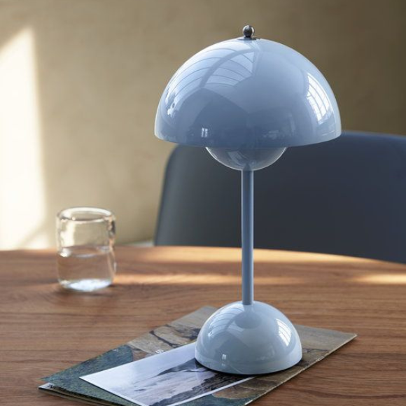 Lampe de table Flowerpot VP9